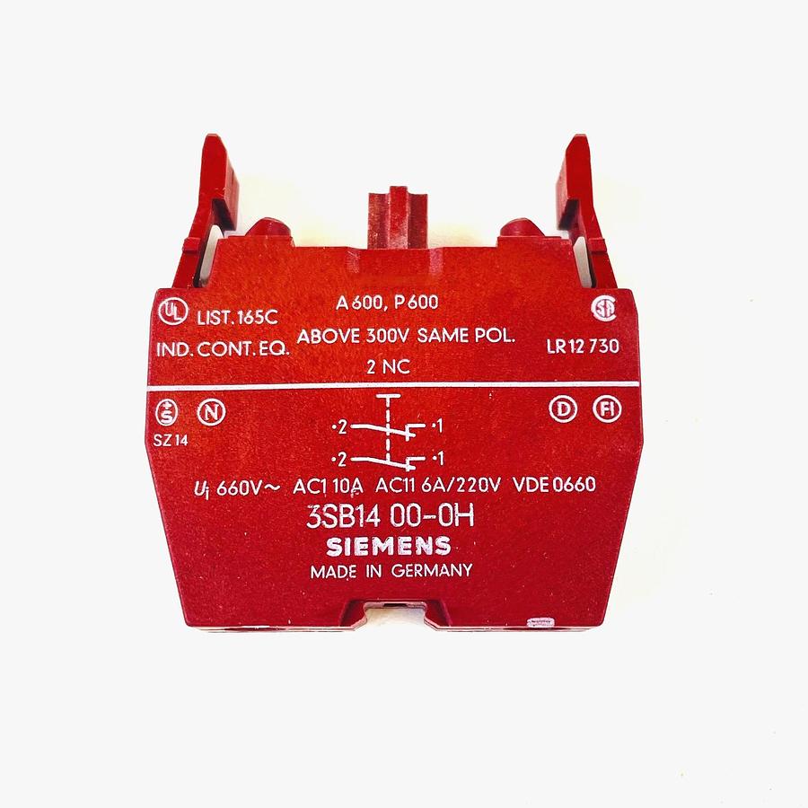Used SIEMENS 3SB1400-0H 2NC CONTACT BLOCK INDUSTRIAL CONTROL SWITCH REPLACEMENT