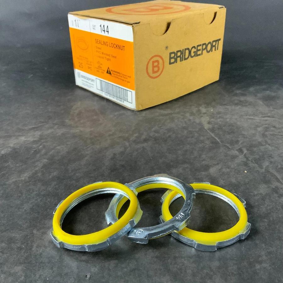 BRIDGEPORT 1-1/4” 144 SEALING LOCKNUT - SET OF 25 ($125 OBO)