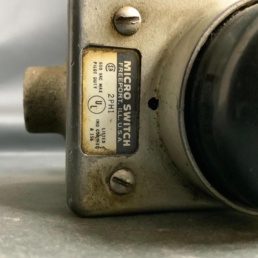 Used HONEYWELL 2PH1 MICRO SWITCH PUSHBUTTON ($90 OBO)
