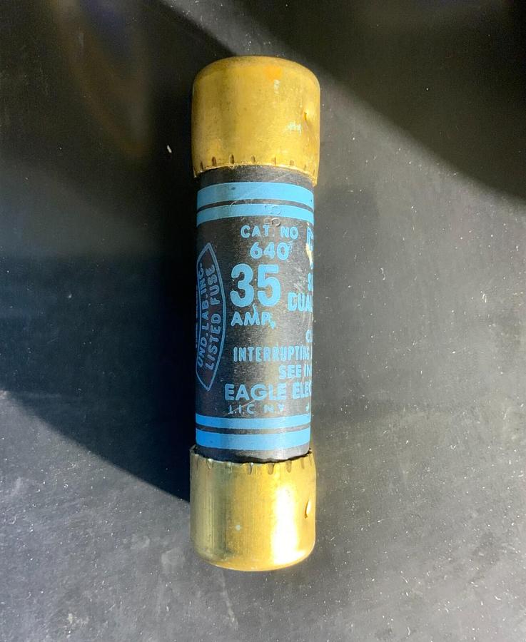 Used EAGLE ELECTRIC 640-35 ($9.99/ EACH OBO)