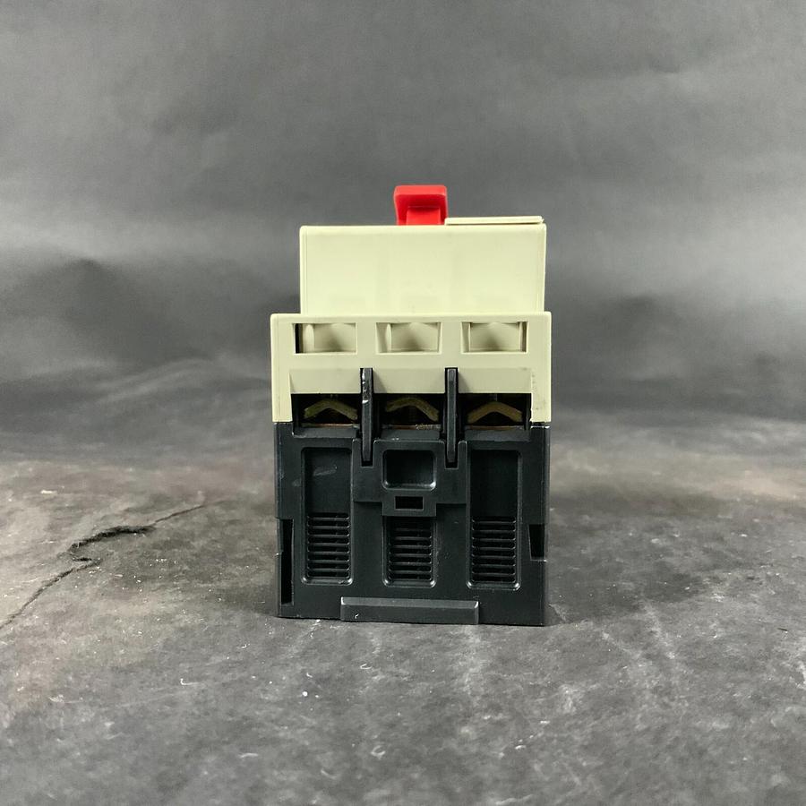 Used TELEMECANIQUE GV2-M07 1-6-2.5A ($30 OBO)