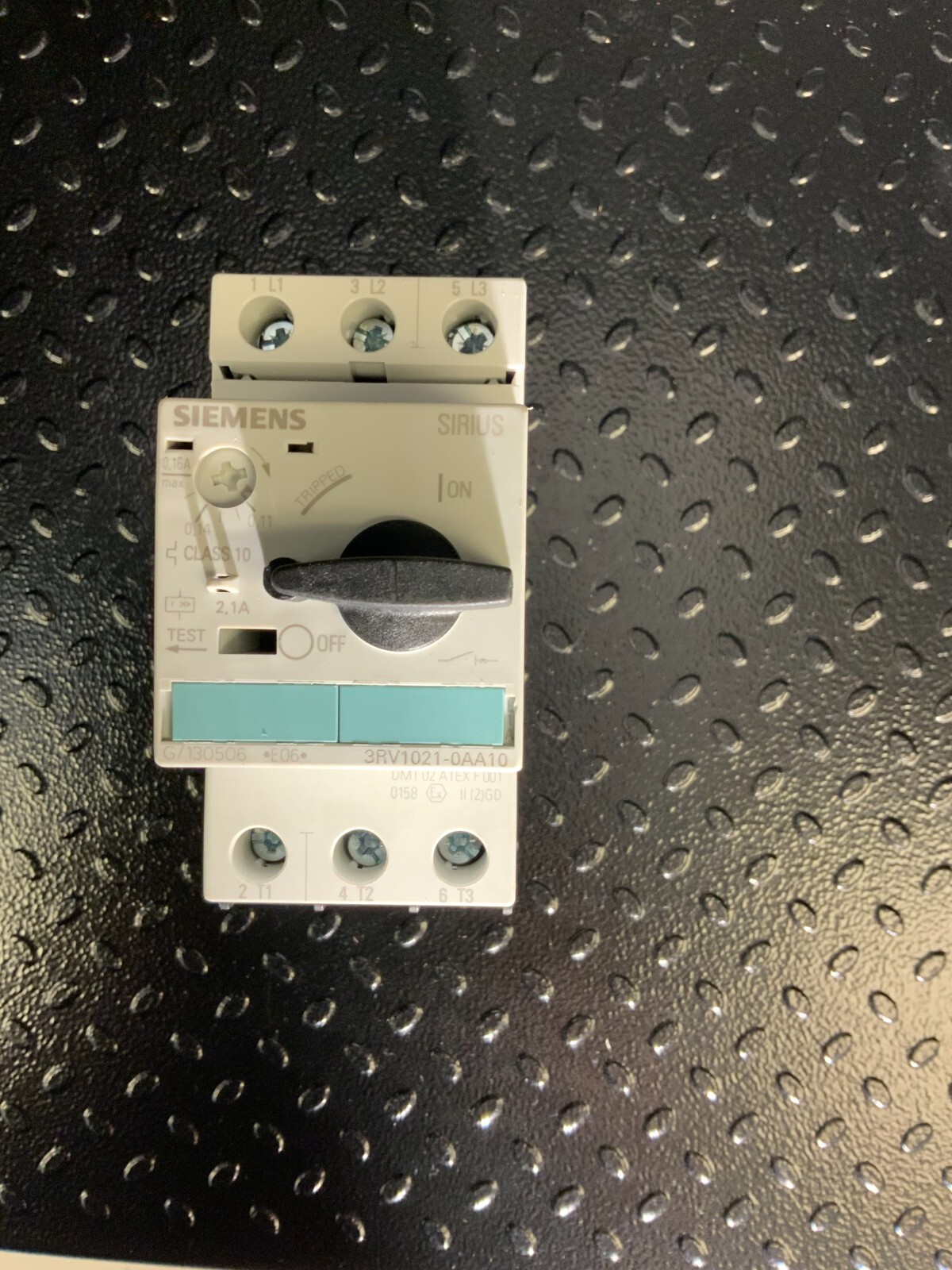 Used SIEMENS 3RV1021-0AA10 ($36.99 OBO)