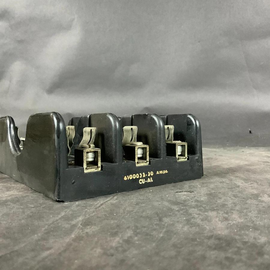 Used MARATHON 4100032-30 FUSE HOLDER ($25 OBO)