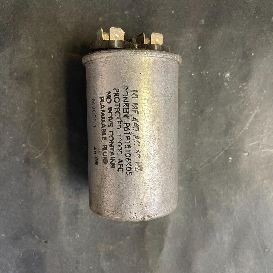 Used RONKEN P61P15106K05 440V CAPACITOR
