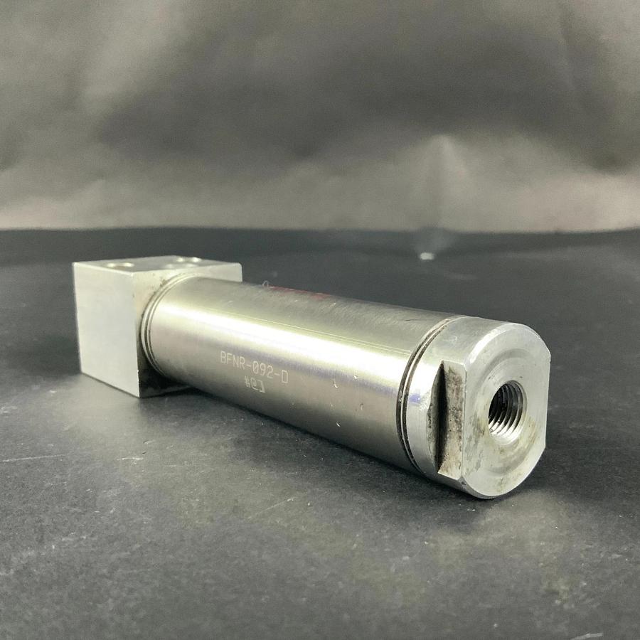 Used BIMBA BFNR-092-D PNEUMATIC CYLINDER ($40 OBO)