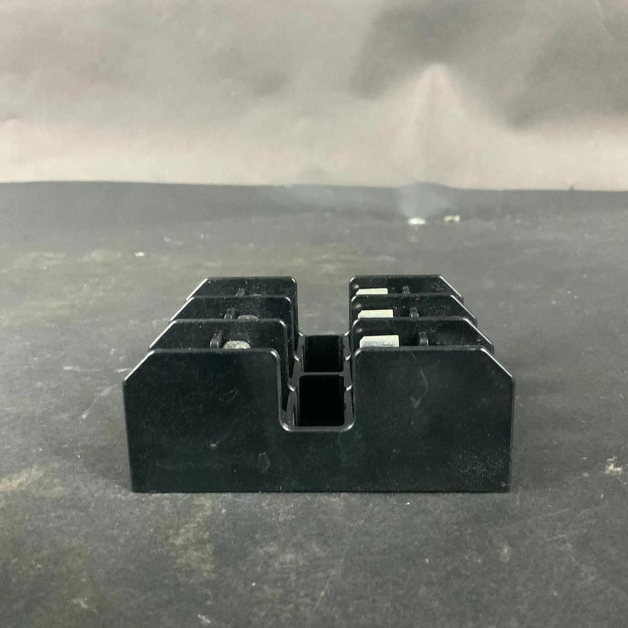 Used BUSSMANN BC6033PQ FUSE HOLDER ($10 OBO)