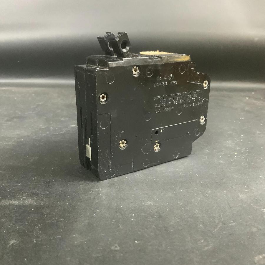 Used CROUSE HINDS MH220 CIRCUIT BREAKER ($15 OBO)