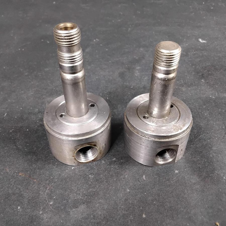 Used PARKER HANNIFIN STAINLESS STEEL SOLENOID VALVE - GROUP OF 2 ($21 OBO)