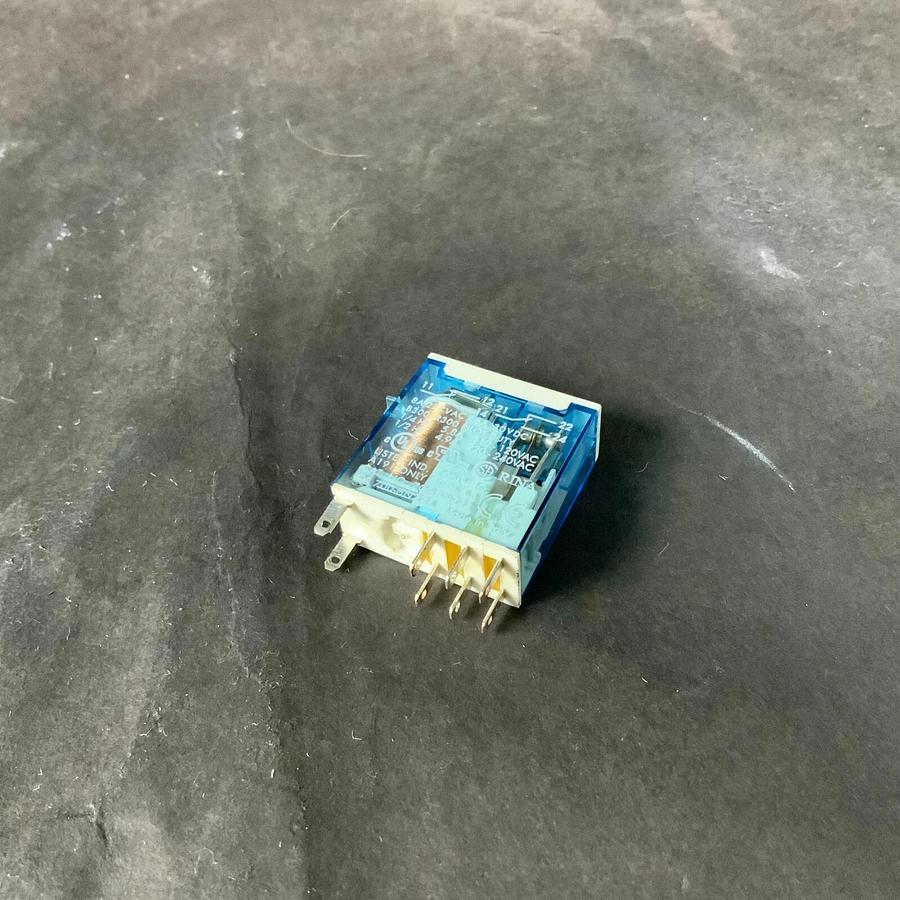 Used ALLEN BRADLEY 700-HK32Z24 RELAY ($10 OBO)