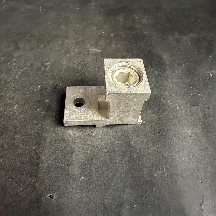 Used ILSCO D3877 TERMINAL LUG