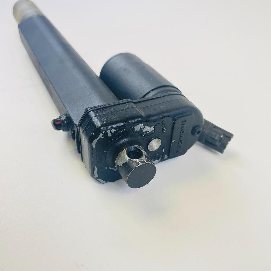 Used THOMSON S24-09A4-04 22311 LINEAR ACTUATOR INDUSTRIAL MOTION CONTROL