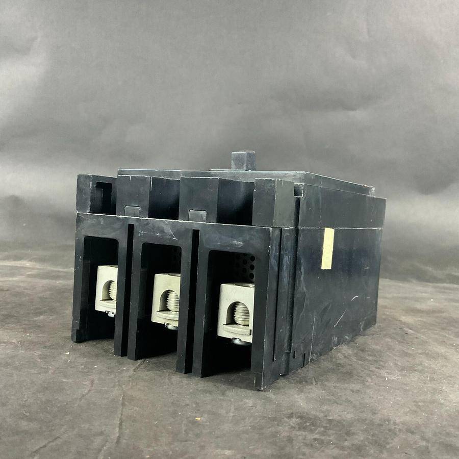 Used CUTLER HAMMER FH36006A CIRCUIT BREAKER ($125 OBO)
