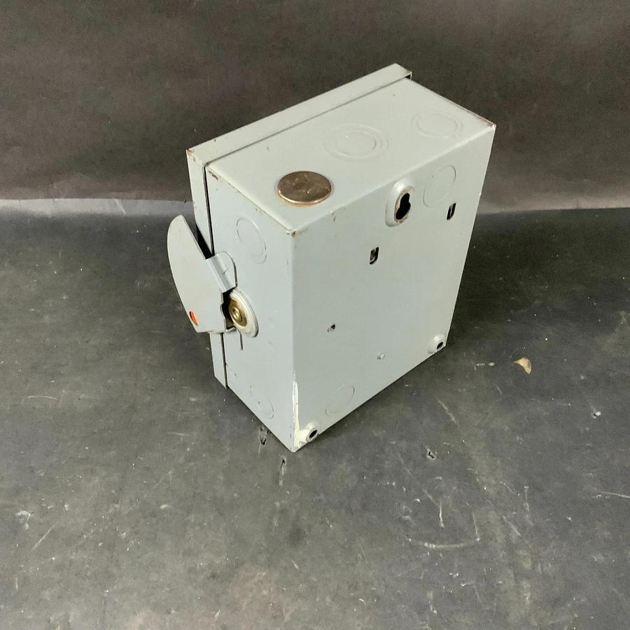Used CUTLER HAMMER 4144H301 SAFETY SWITCH ($50 OBO)