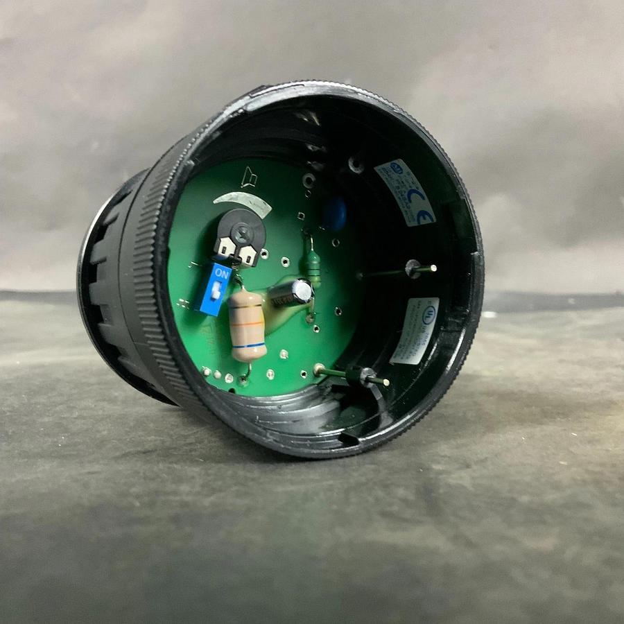 ALLEN BRADLEY 854K-B24SA3 SER A STACK LIGHT ($40 OBO)