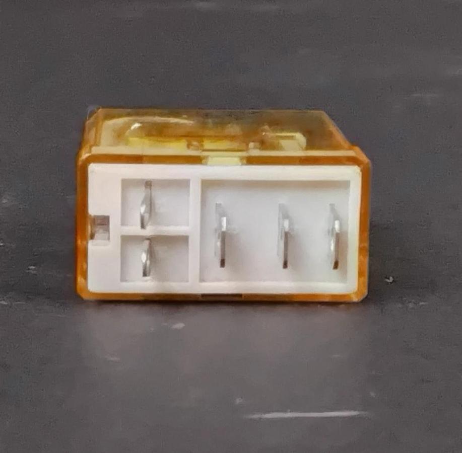 Used IDEC RHIB-U DC24V($3 OBO)