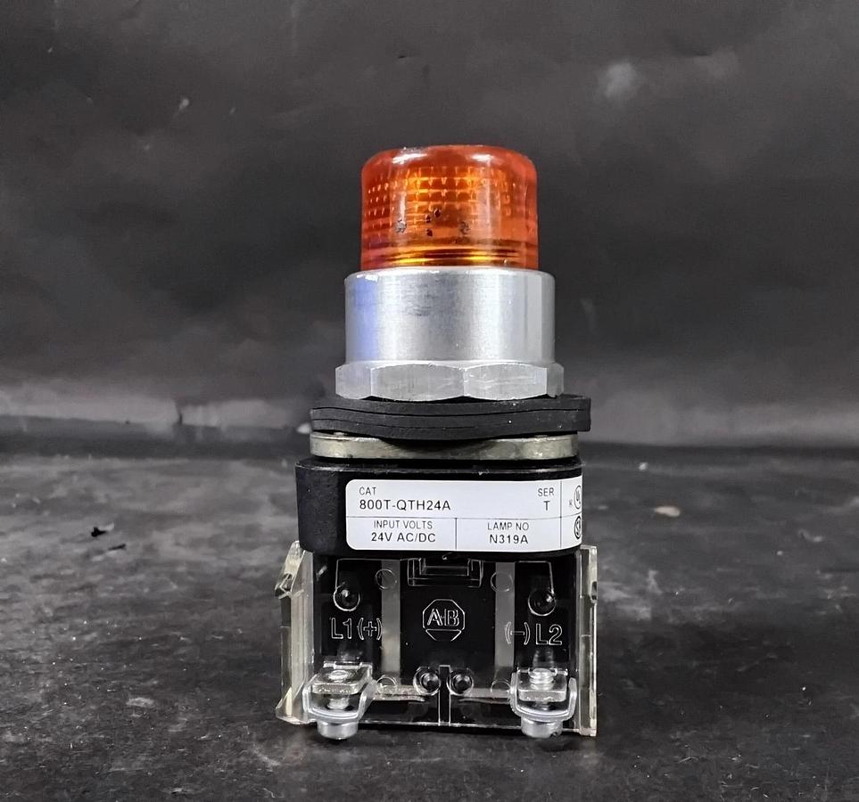 Used ALLEN BRADLEY 800T-QTH24A ORANGE PUSHBUTTON ($30 OBO)