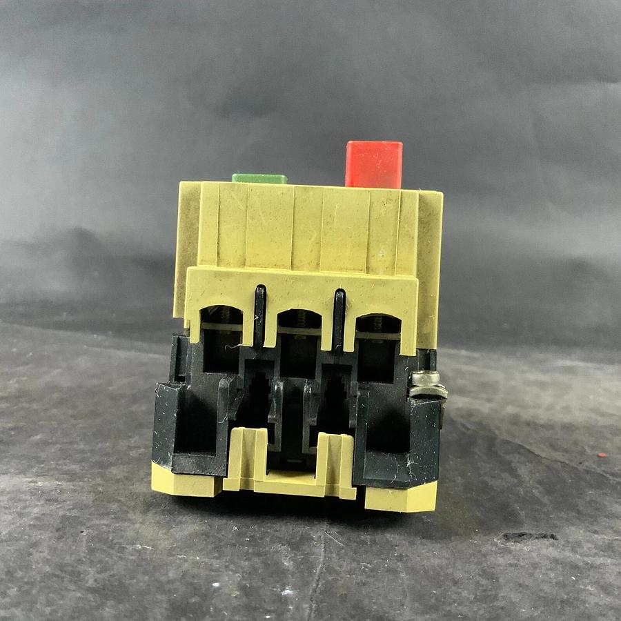 Used KLOCKNER MOELLER PKZM0-1 0.6-1A MOTOR STARTER ($30 OBO)