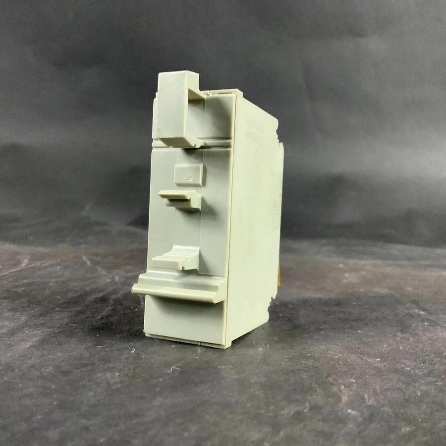 Used PHOENIX CONTACT TERMINAL BLOCK TYP GTF 76 ($35 OBO)