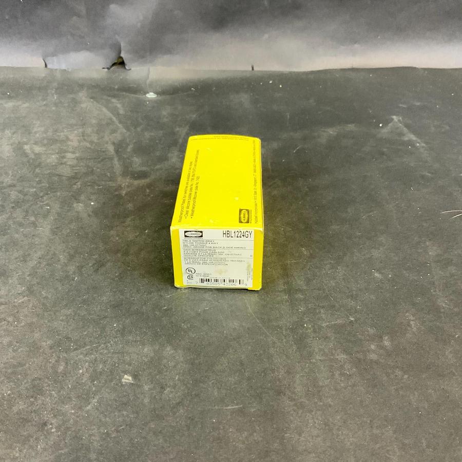 HUBBELL HBL1224GY EXTRA HEAVY DUTY TOGGLE SWITCH ($10 OBO)
