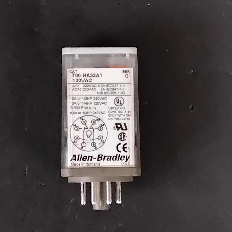 Used ALLEN BRADLEY 700-HA33A1 SERIES B ($7 OBO)