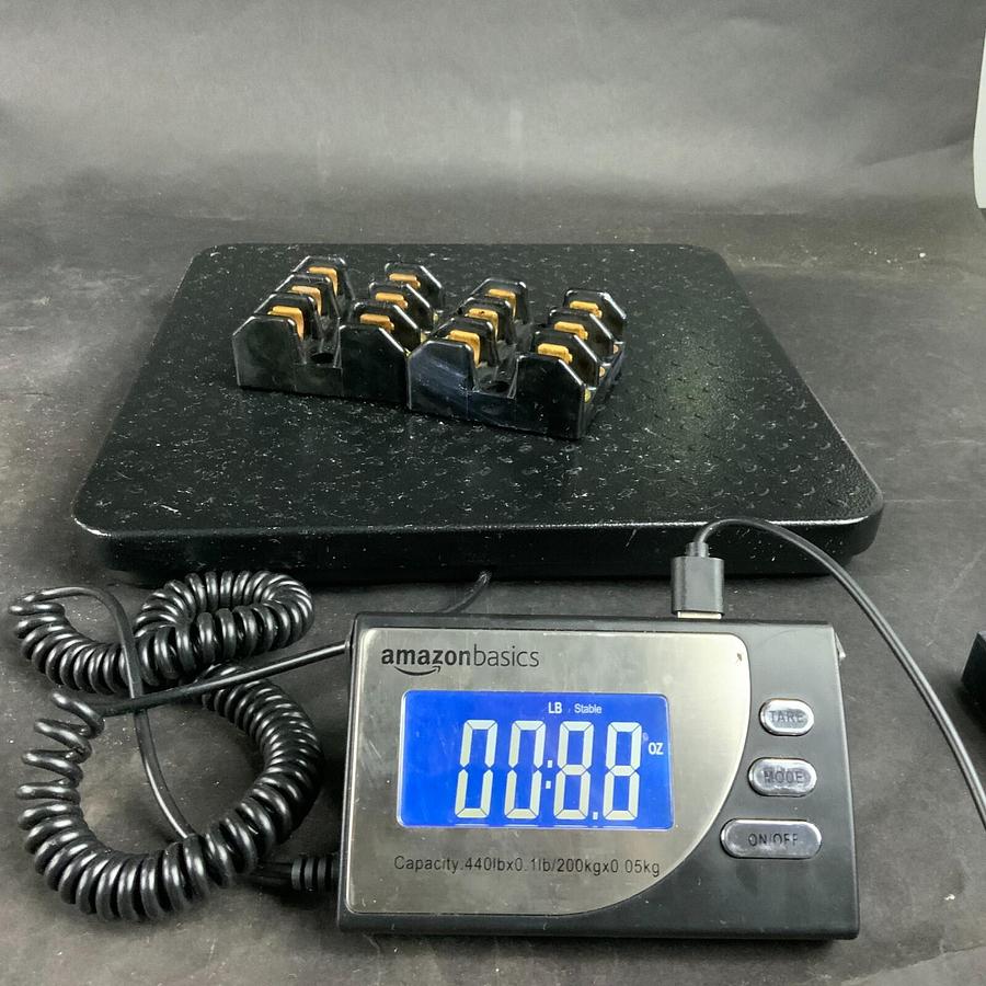 Used GENERAL ELECTRIC FUSE HOLDER 30A 250V - SET OF 2 ($30 OBO)