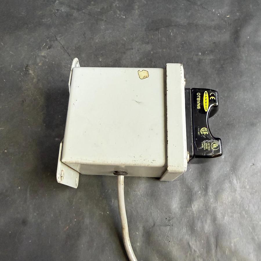 Used HOFFMAN E-1PBGX ENCLOSURE W/ TOUCH BUTTON ($40 OBO)