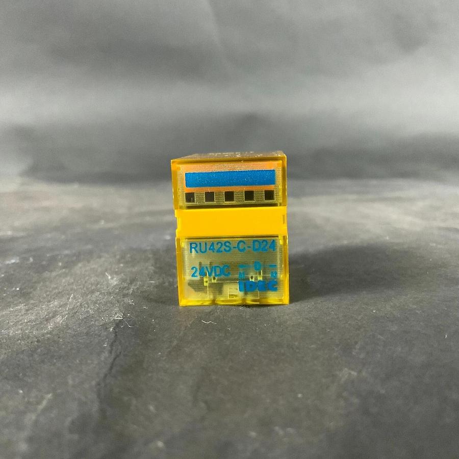 Used IDEC RU42S-C-D24 RELAY ($10 OBO)