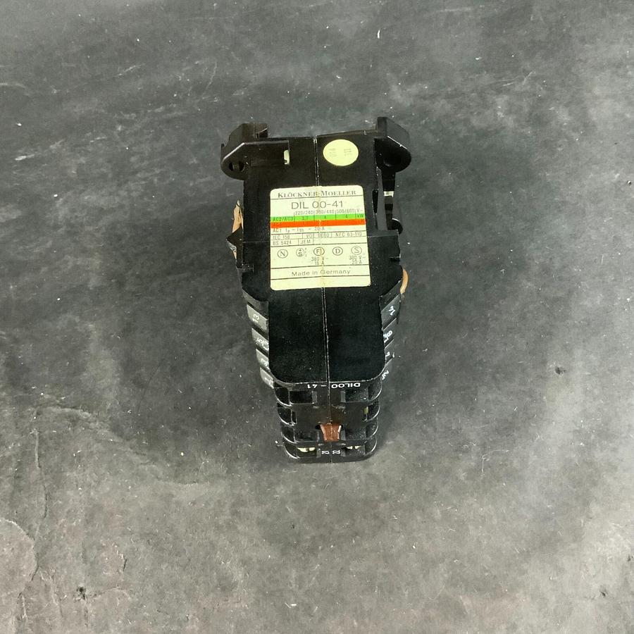 Used MOELLER DIL 00-41 220V CONTACTOR ($45 OBO)