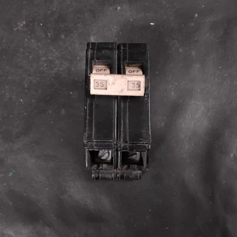 Used EATON CH235-U CIRCUIT BREAKER ($15 OBO)