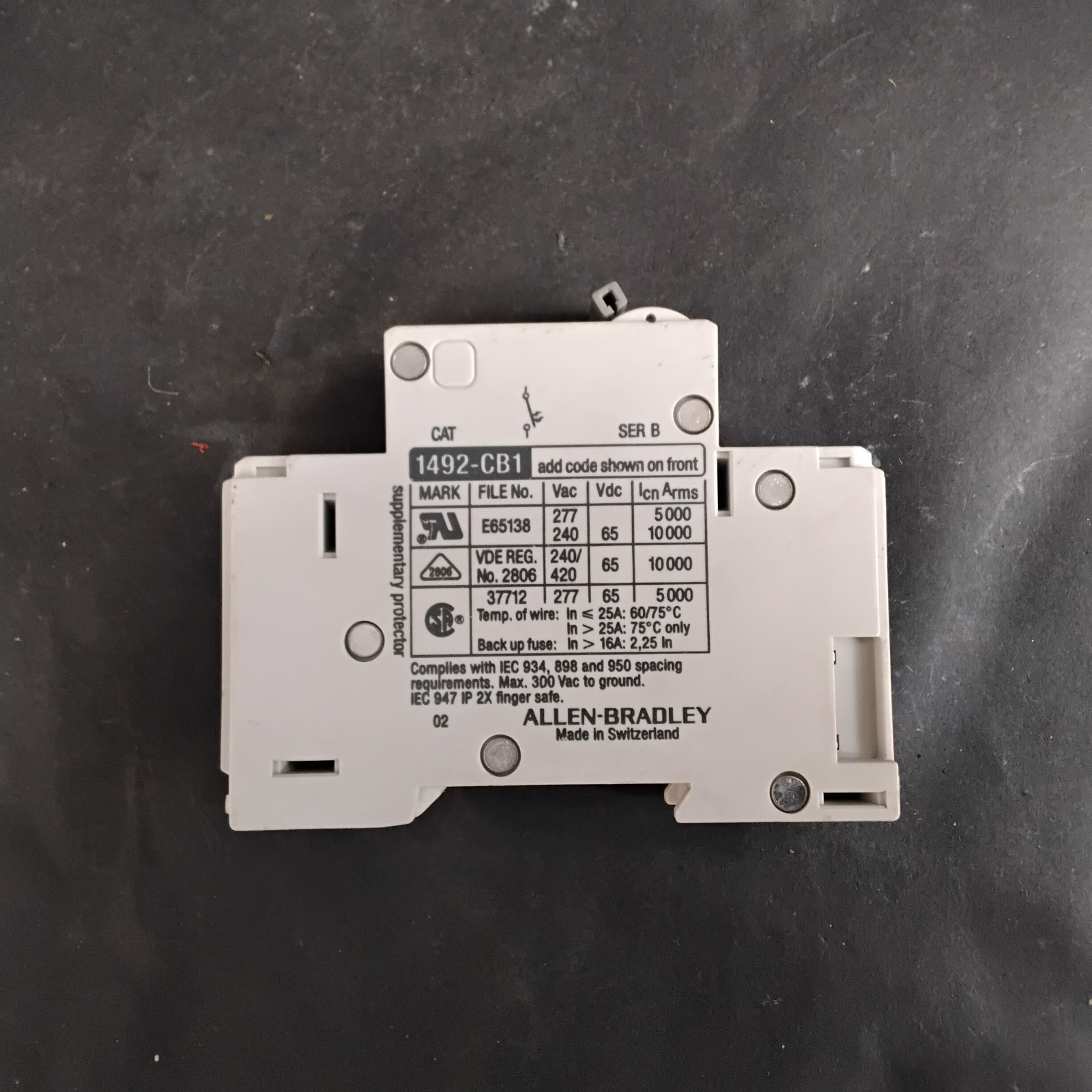 Used ALLEN-BRADLEY 1492-CB1 SER B CIRCUIT BREAKER ($8 OBO)