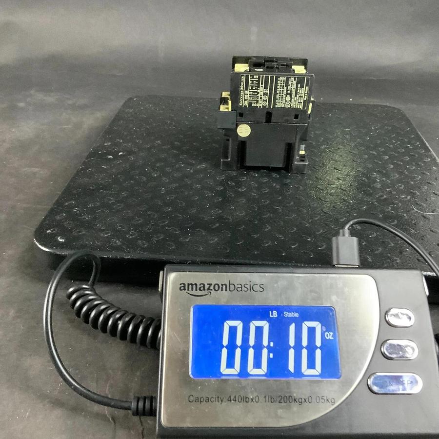 Used MOELLER DIL 00M 115V 60HZ CONTACTOR ($13 OBO)