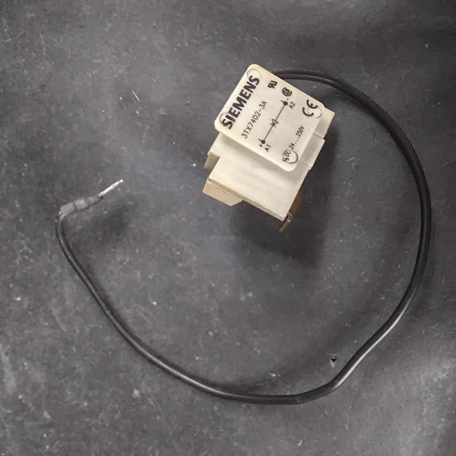 Used SIEMENS 3TX7402-3A SURGE SUPPRESSOR ($13 OBO)