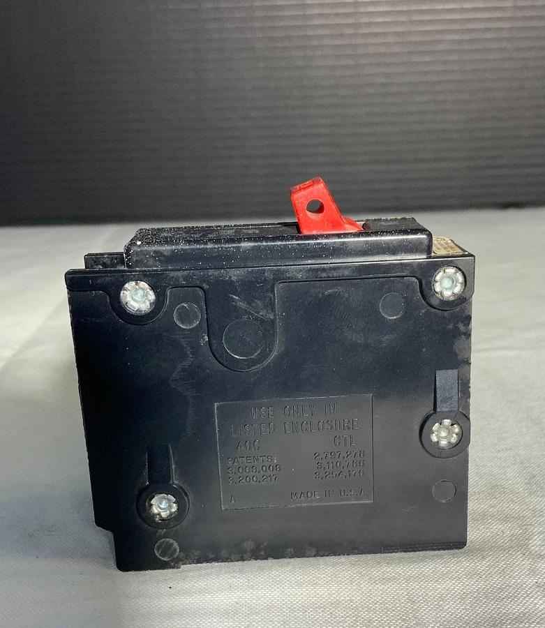 HUBELL BRYANT BR120 20 A ($19.99 OBO)