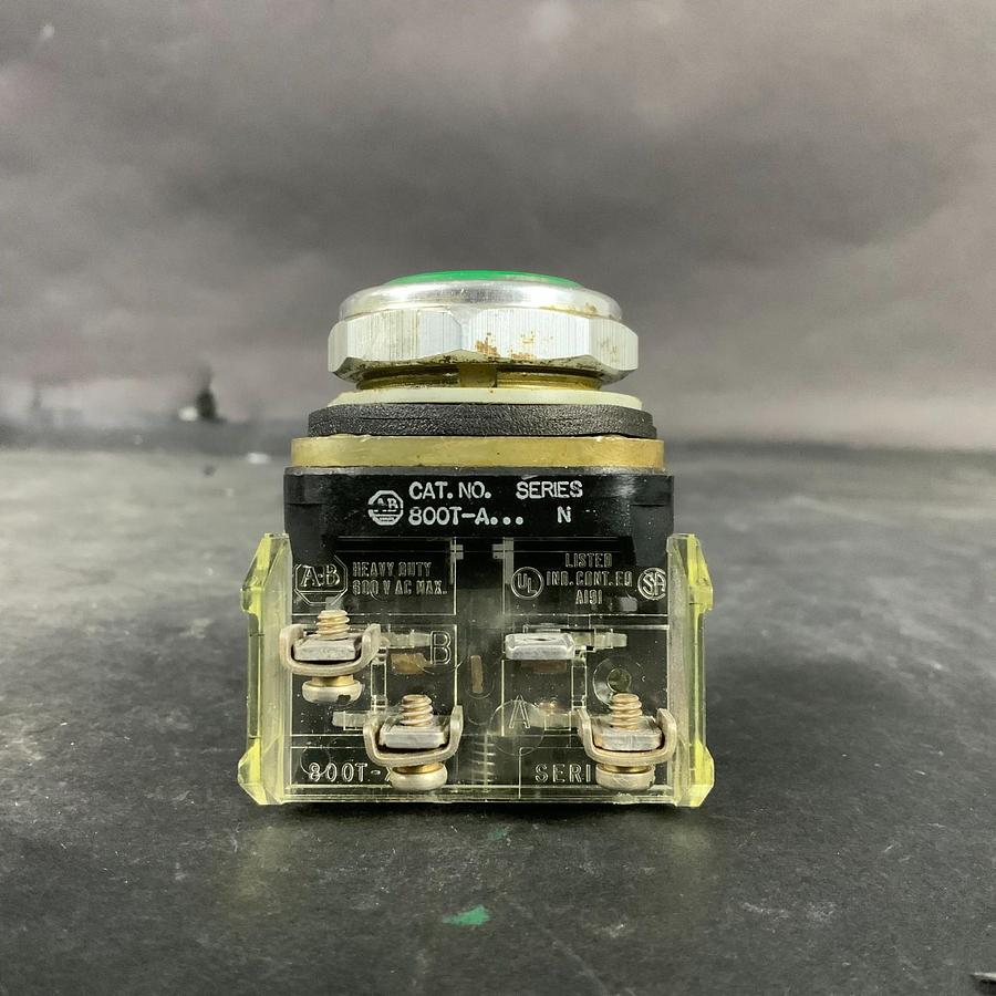 Used ALLEN BRADLEY 800T-A SERIES N GREEN PUSHBUTTON ($12 OBO)