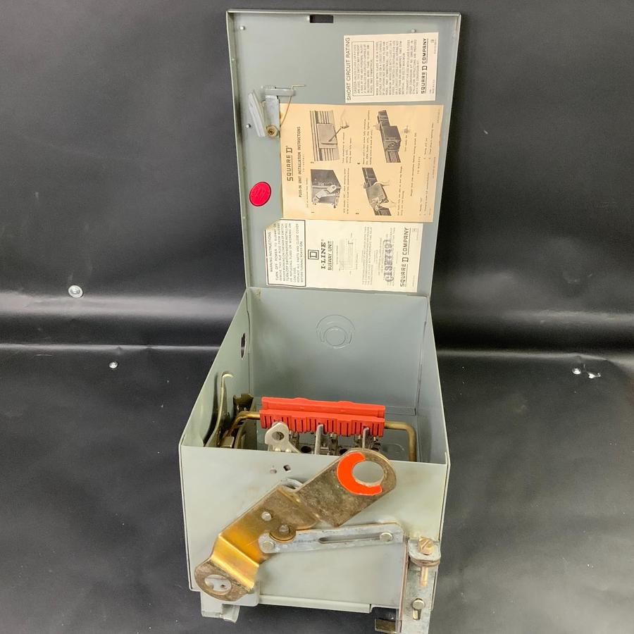 Used SQUARE D PG3203 I-LINE FUSIBLE BUSWAY SWITCH ($100 OBO)