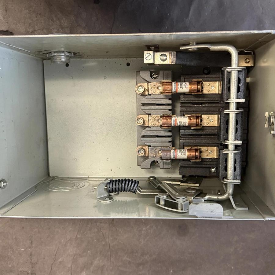 Used ITE XLBV321 BUSWAY PLUG FUSIBLE SWITCH ($200 OBO)