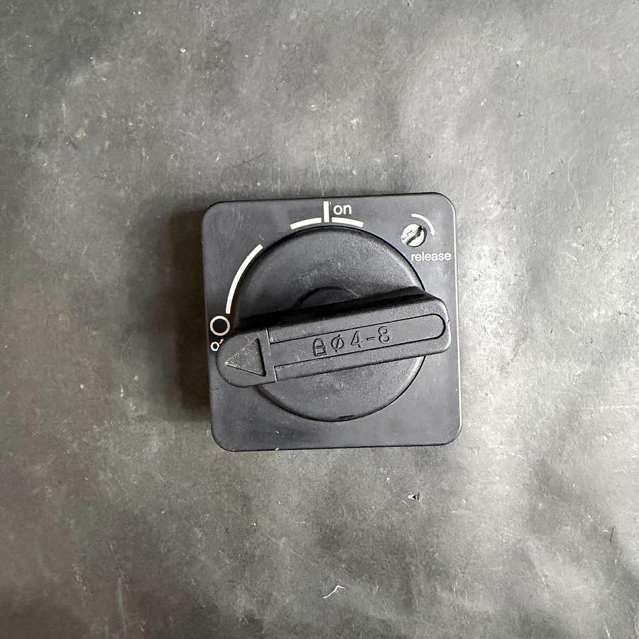 Used LS ELECTRIC MEH-32R EXTENDED HANDLE ($30 OBO)