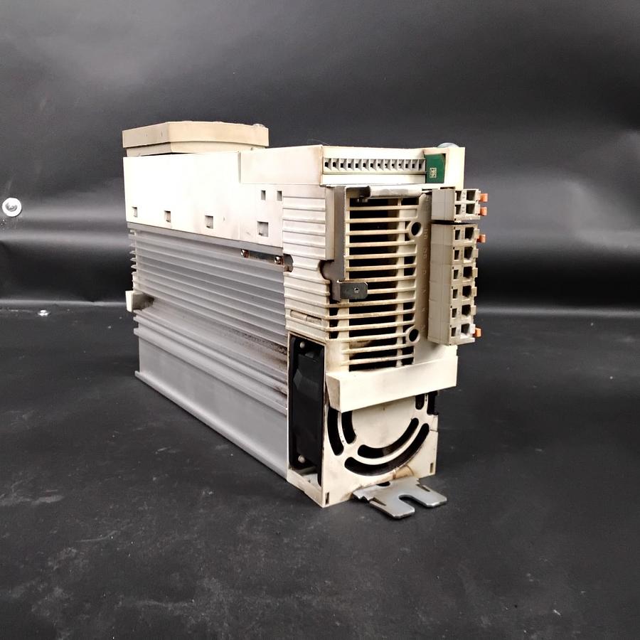 Used LENZE D-31855 VARIABLE SPEED DRIVE ($375 OBO)
