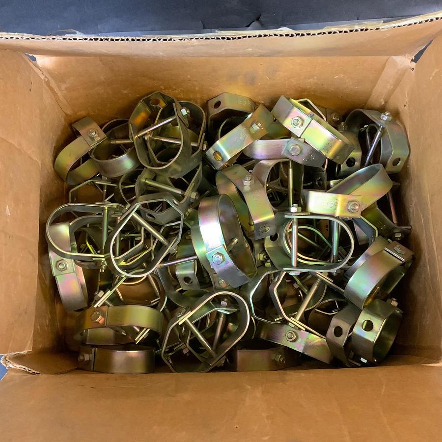 THOMAS & BETTS C710 1-1/2 ADJUSTABLE CLEVIS HANGER - BOX OF 75 ($200 OBO)