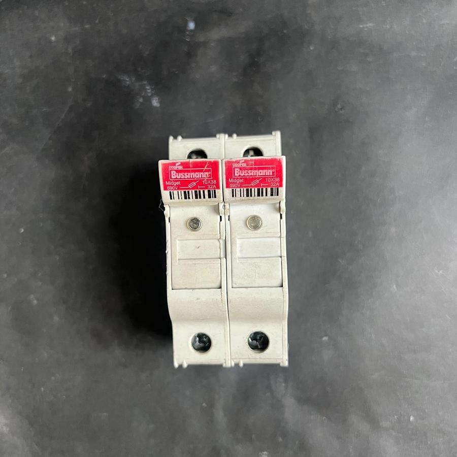 Used BUSSMANN CHM2D 2 POLE FUSE HOLDER ($20 OBO)