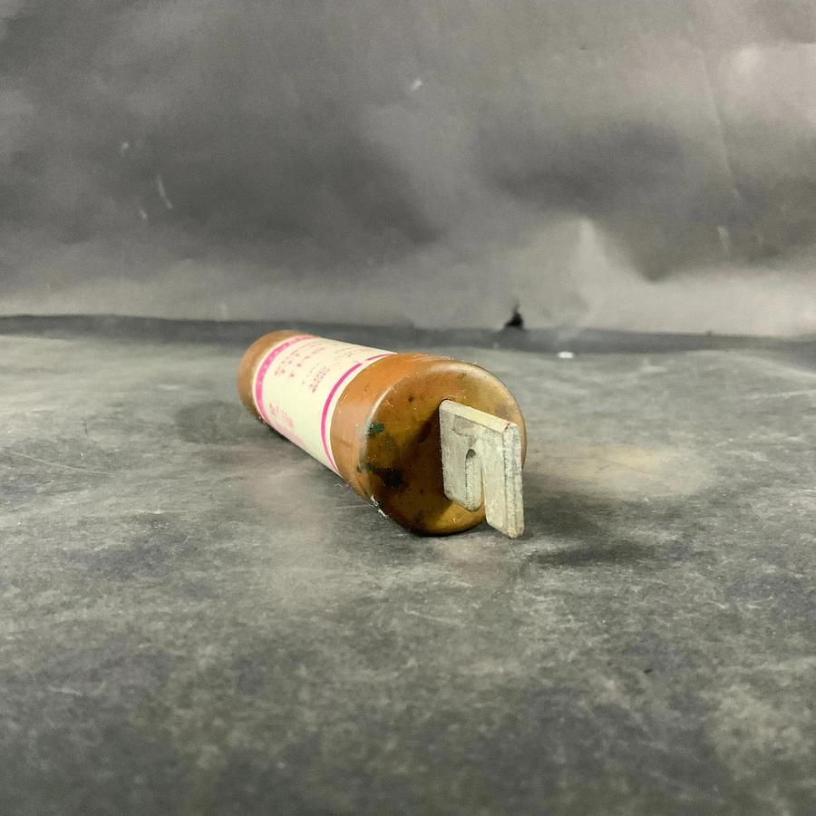 Used FERRAZ SHAWMUT TRS 100R TIME DELAY FUSE ($20 OBO)