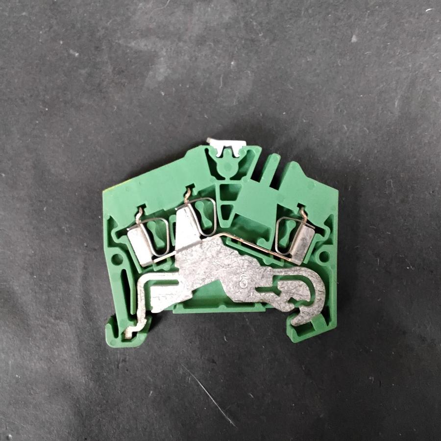 Used WEIDMULLER ZPE 2.5-2 TERMINAL BLOCK ($3 OBO)