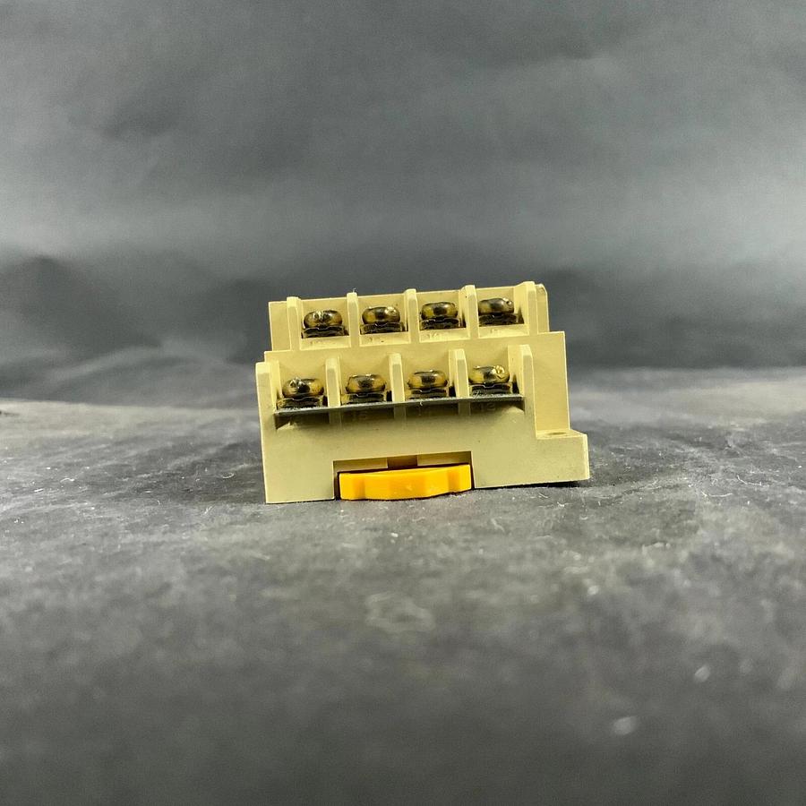 Used OMRON G6B-4BND 24VDC RELAY BASE ($30 OBO)