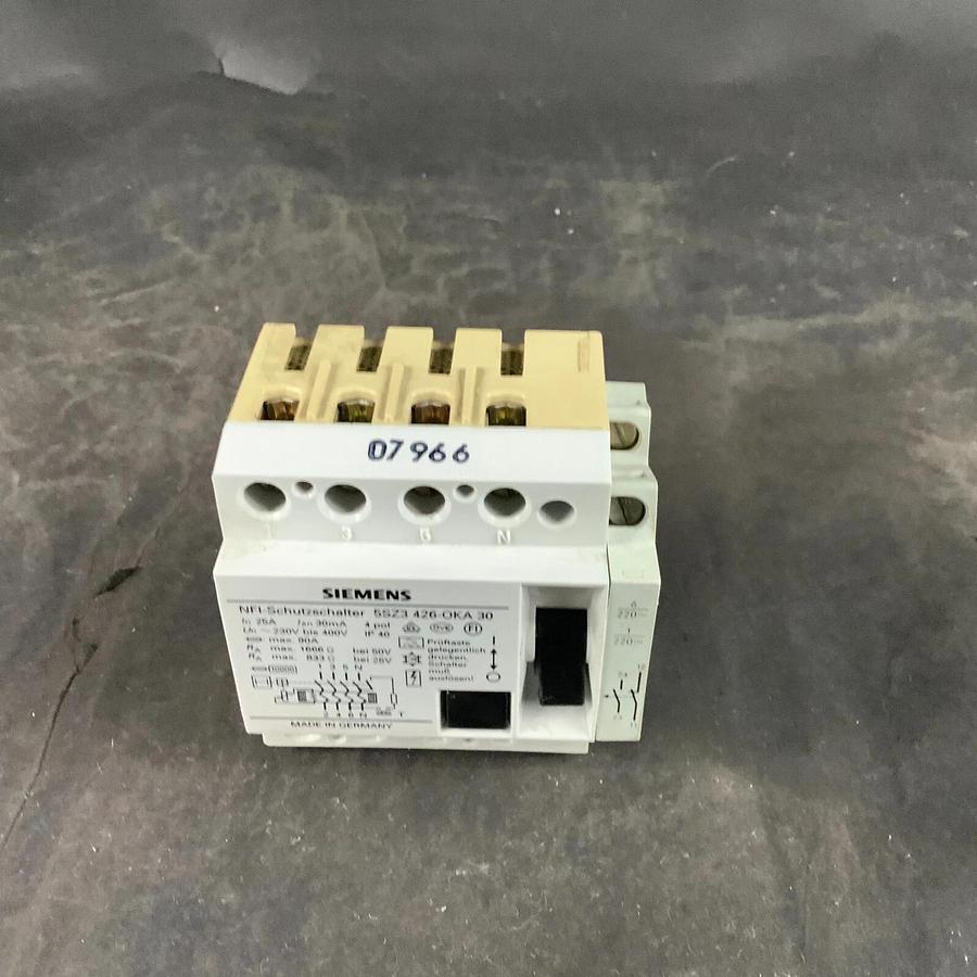 Used SIEMENS 5SZ3 426-OKA 30 - 4 POLE BREAKER ($60 OBO)