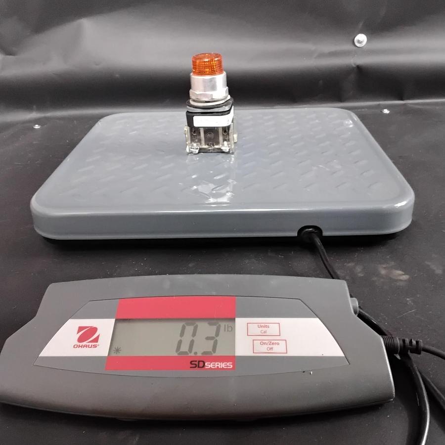 Used ALLEN BRADLEY 800T-QTH24A ORANGE PUSHBUTTON ($45 OBO)