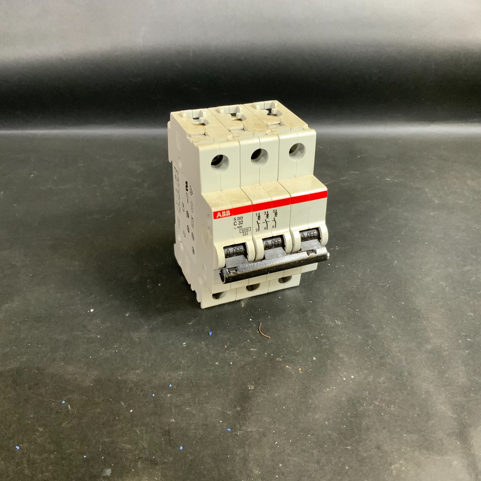 Used ABB S203-C32 CIRCUIT BREAKER ($25 OBO)