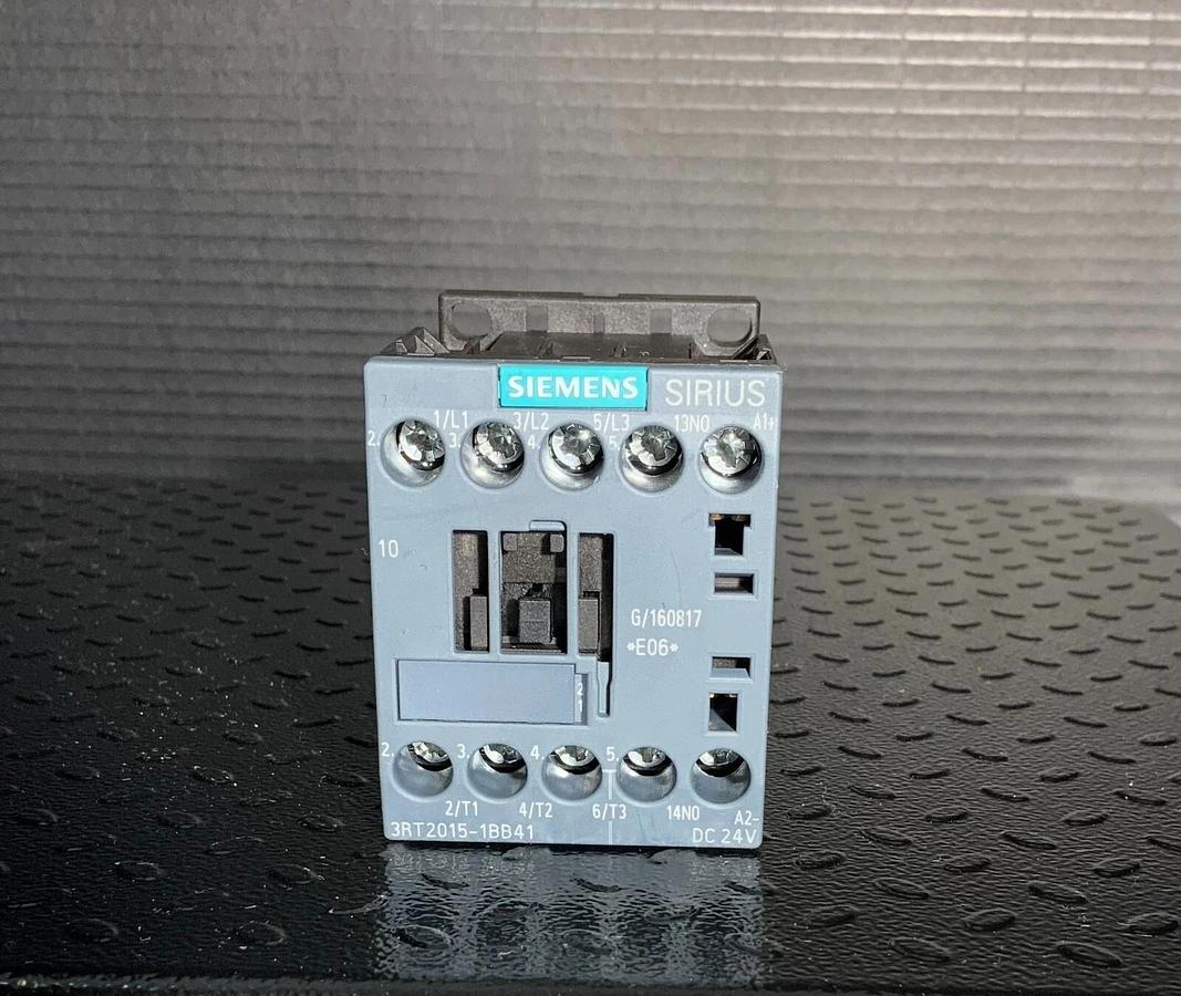 SIEMENS 3RT2015-1BB41 ($34.99 OBO)