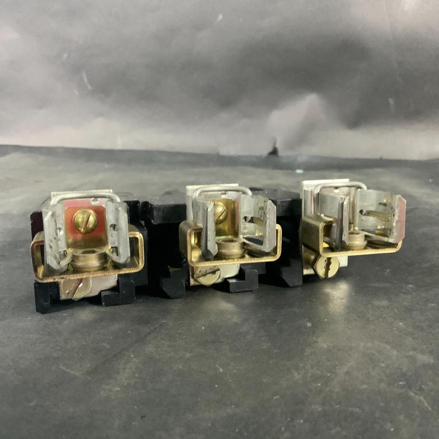 Used ALLEN BRADLEY 1494V-FSR666 SER A TRAILER FUSE BLOCK KIT ($20 OBO)