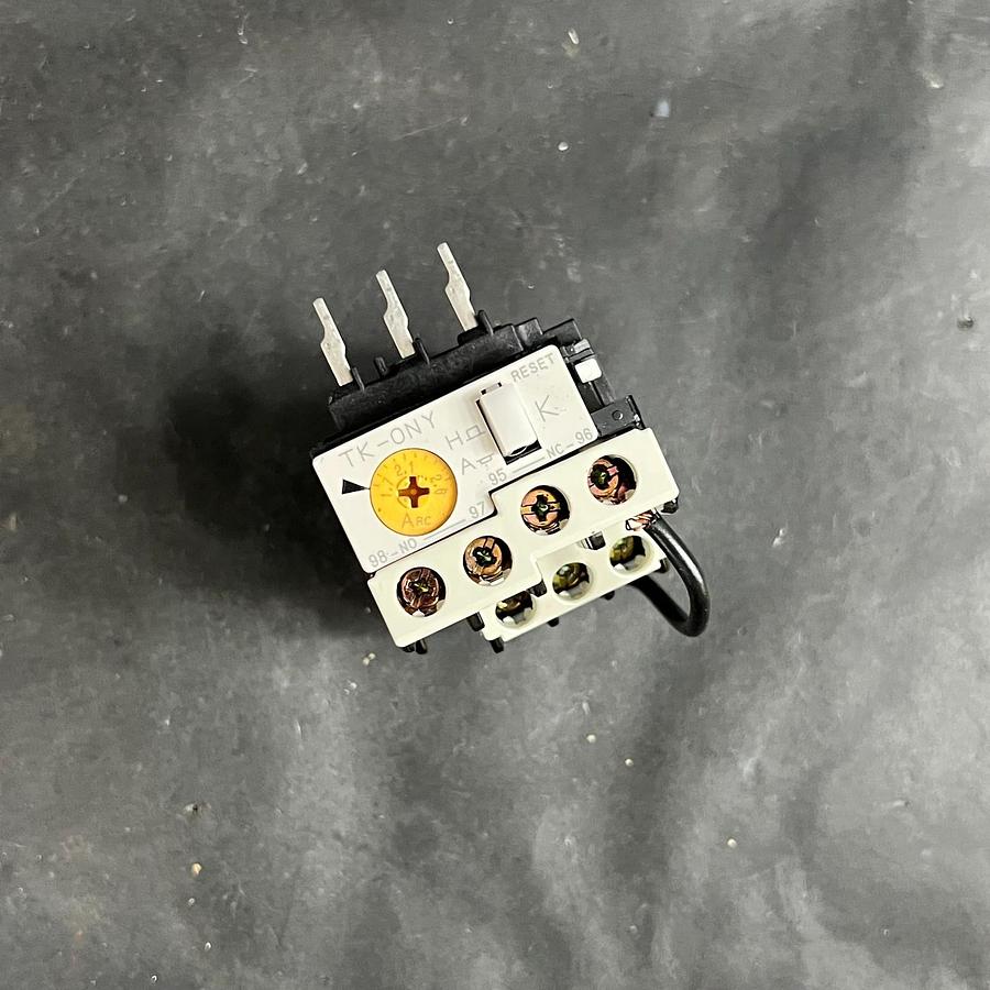 Used FUJI ELECTRIC TK-ONY OVERLOAD RELAY ($15 OBO)