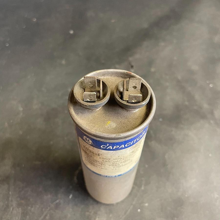 Used GENERAL ELECTRIC 97F5023 DIELEKTROL CAPACITOR